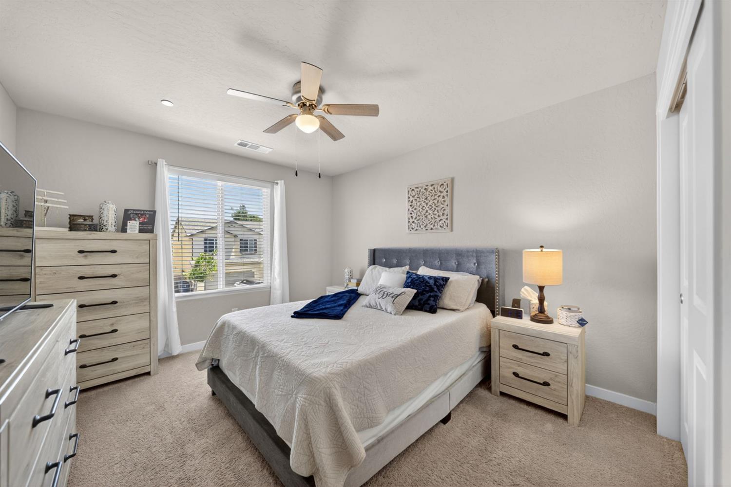4219 North Reed Avenue Fresno, CA 93723 - Photo 28 of 38 Bedroom 3
