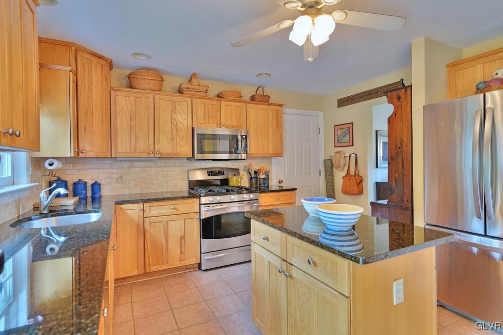 1253 Miller Road Wind Gap, PA 18091 - Photo 14 of 50