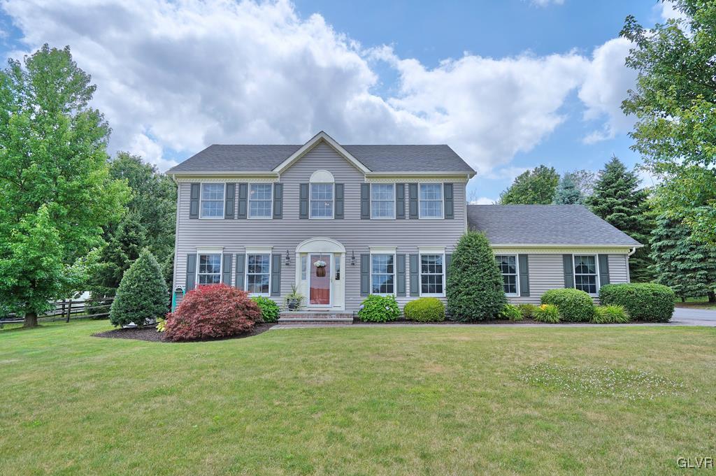 1253 Miller Road Wind Gap, PA 18091 - Photo 3 of 50