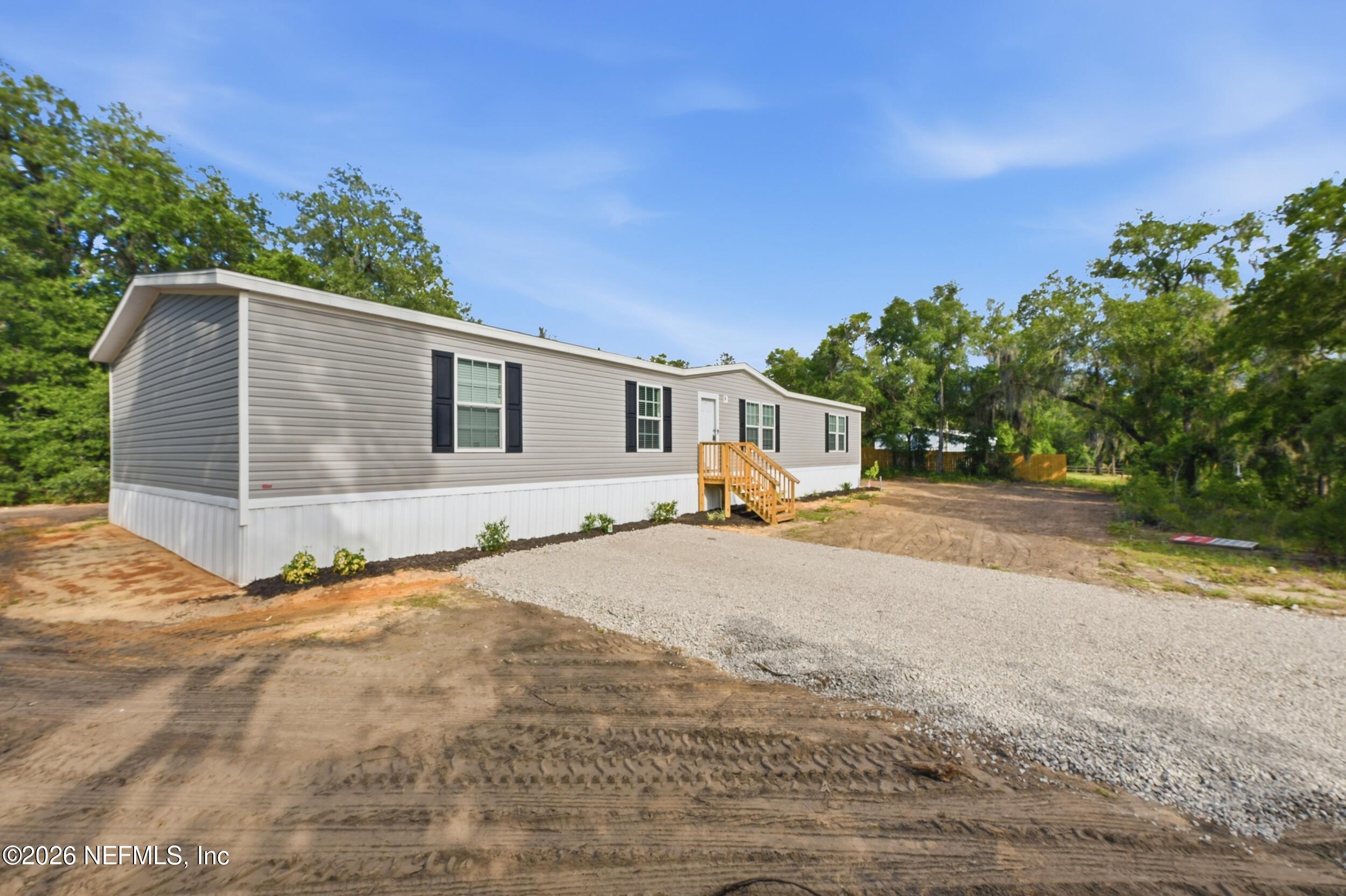352 County Road 315 Interlachen, FL 32148 - Photo 4 of 28 bws_8138