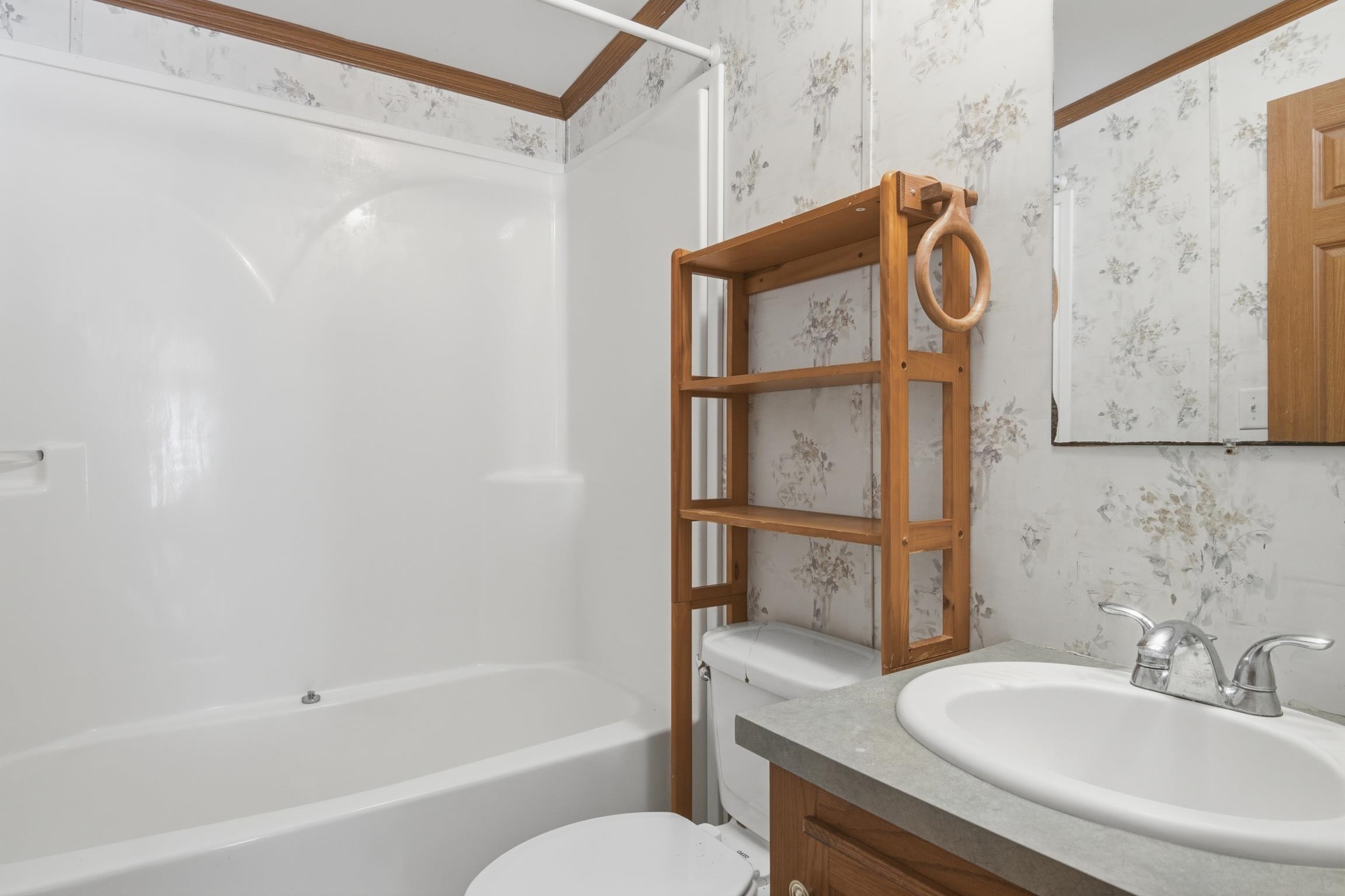 11153 Center Road Traverse City, MI 49686 - Photo 16 of 25
