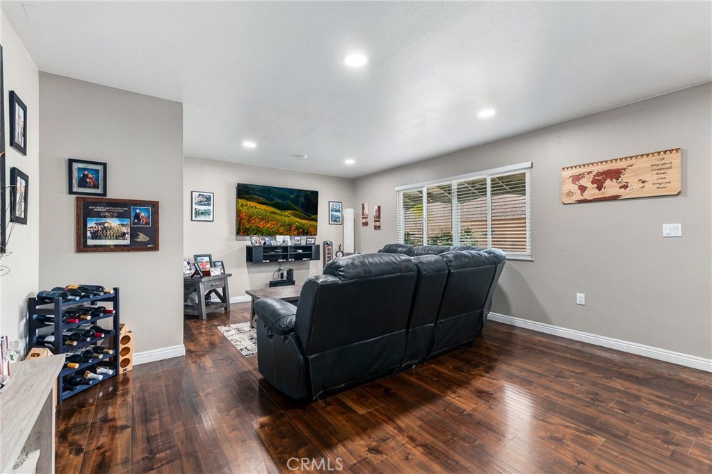 28928 East Worcester Road Sun City, CA 92586 - Photo 14 of 40 Gallery Image 14
