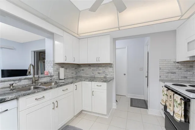 $1,850 | 1720 Florence Avenue, Englewood, FL 34223