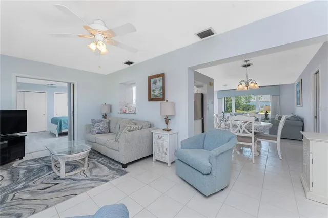 $1,850 | 1720 Florence Avenue, Englewood, FL 34223