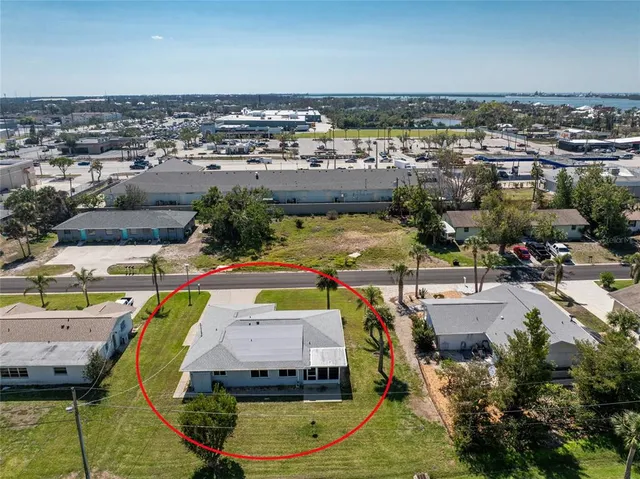 $1,850 | 1720 Florence Avenue, Englewood, FL 34223