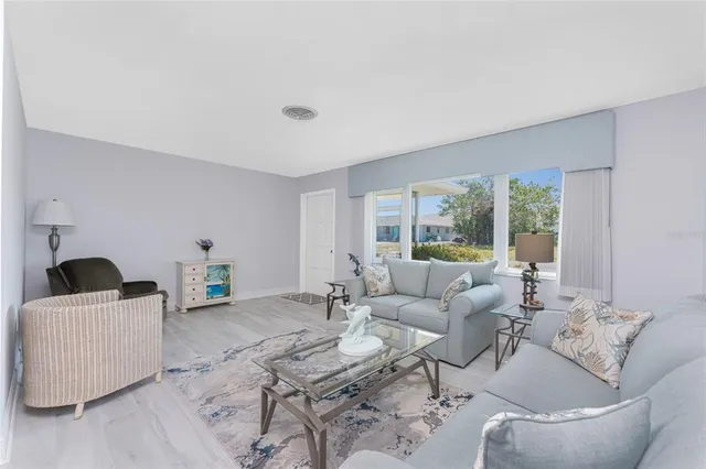 $1,850 | 1720 Florence Avenue, Englewood, FL 34223