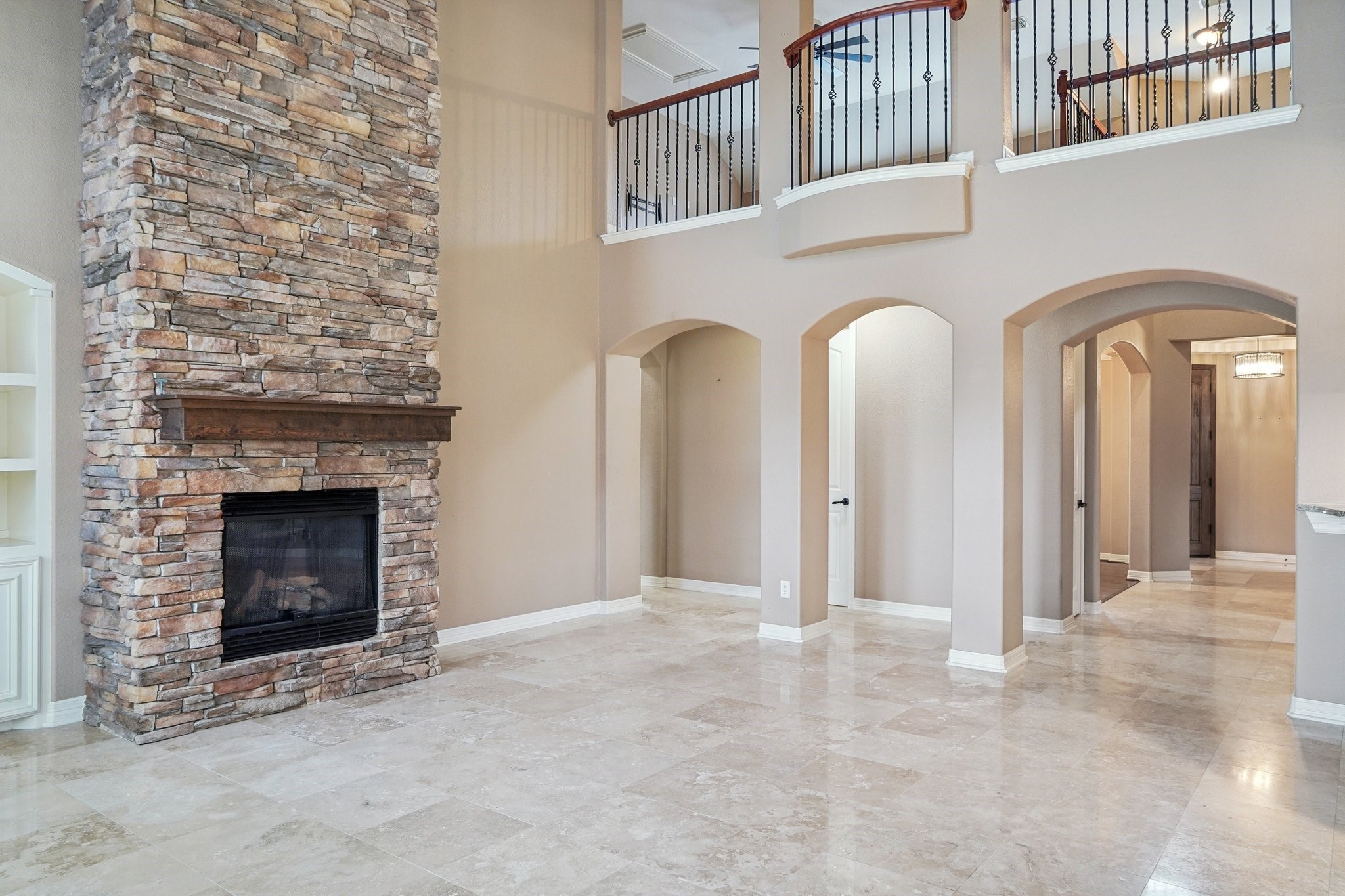 19089 Grandview Point Montgomery, TX 77356 - Photo 21 of 48 a view of an entryway with a fireplace