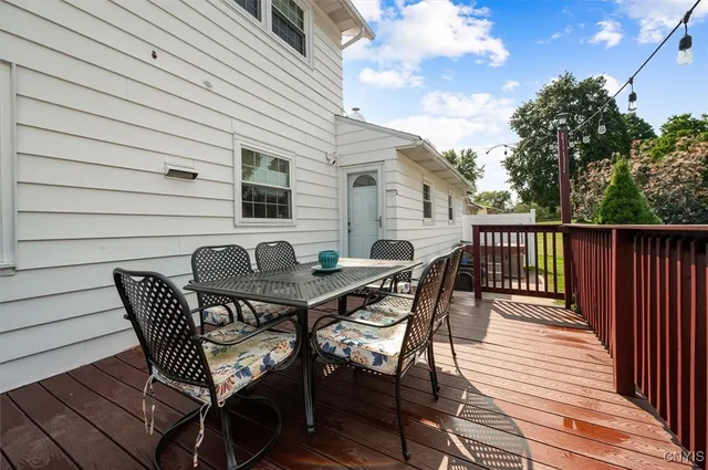 $379,000 | 11 Regency Road, New Hartford, NY 13413