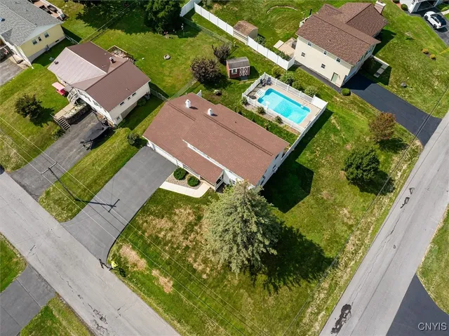 $379,000 | 11 Regency Road, New Hartford, NY 13413