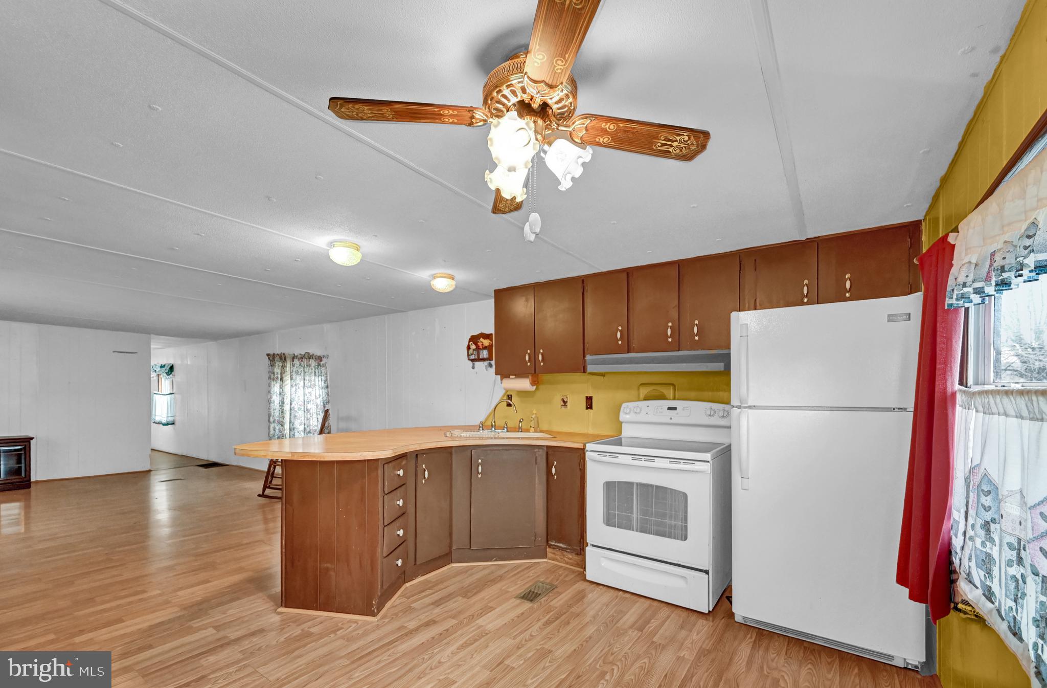 5829 Waltersdorff Road Spring Grove, PA 17362 - Photo 14 of 31
