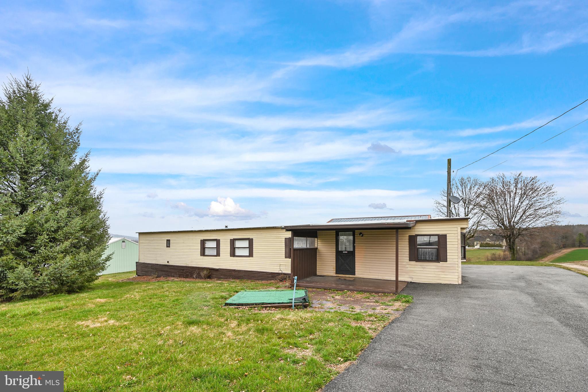 5829 Waltersdorff Road Spring Grove, PA 17362 - Photo 3 of 31