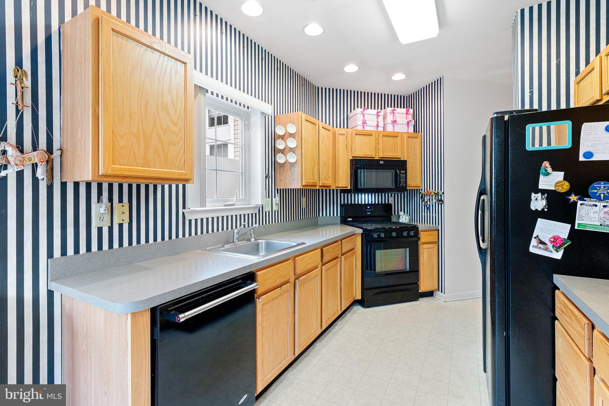 6 Winterberry Terrace Hamilton, NJ 08690 - Photo 10 of 32