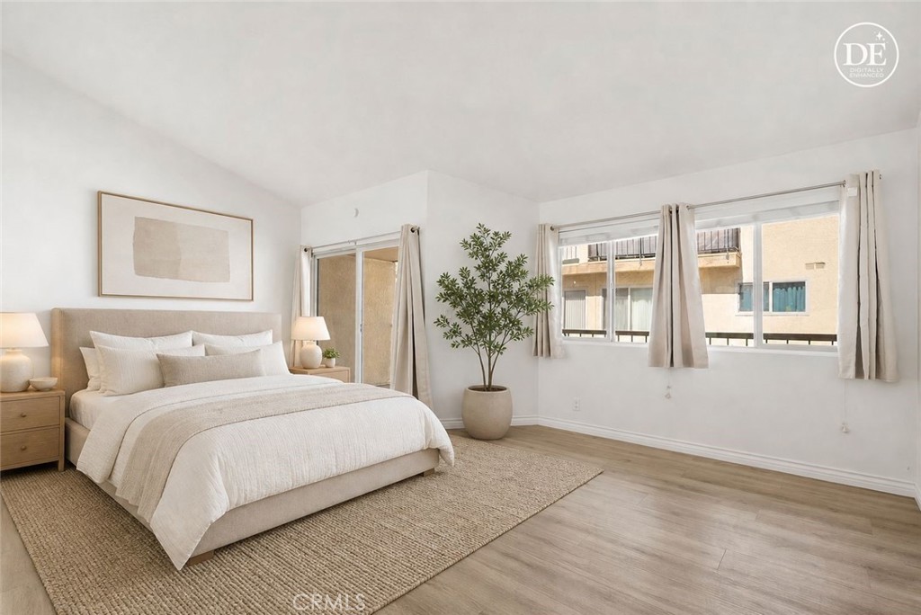 1881 Alpha Road, Unit 3 Glendale, CA 91208 - Photo 27 of 54 VIRTUALLY STAGED