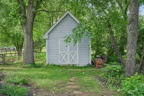 $625,000 | 9608 400th Avenue, Randall, WI 53128