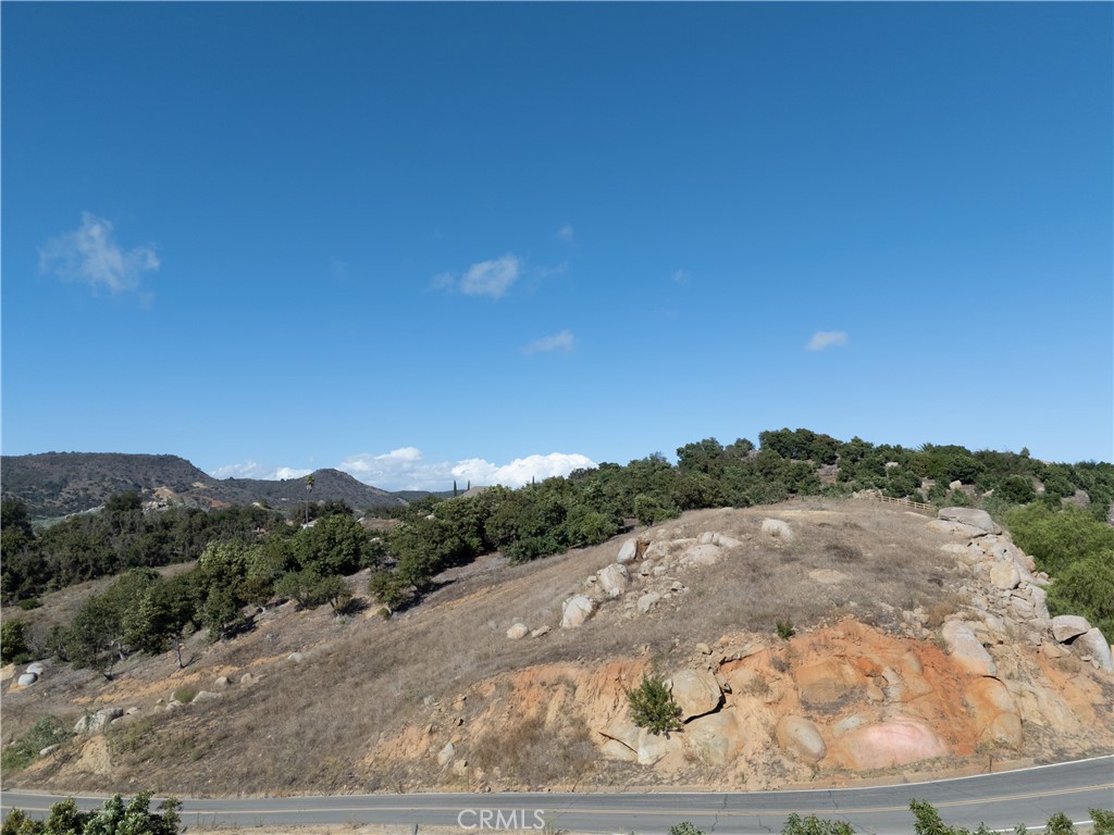 23476 La Vella Road Temecula, CA 92590 - Photo 16 of 29 a view of a mountain