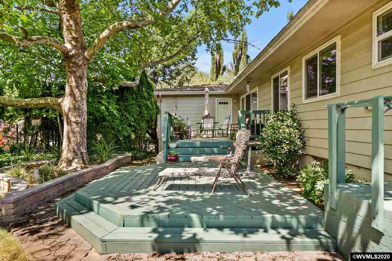 649 West Hayter Dallas, OR 97338 - Photo 40 of 42