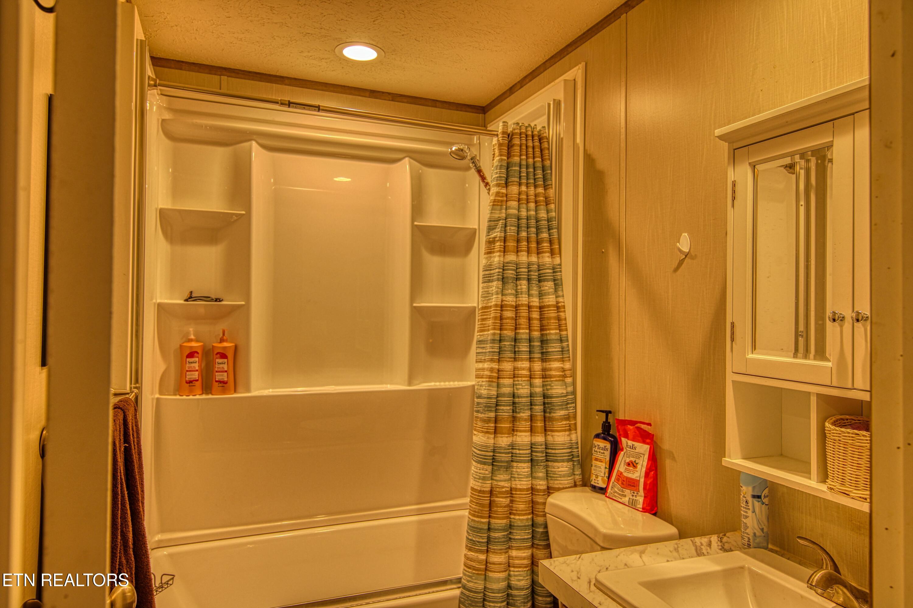 831 Fritzsche Loop Jamestown, TN 38556 - Photo 18 of 32 BA2