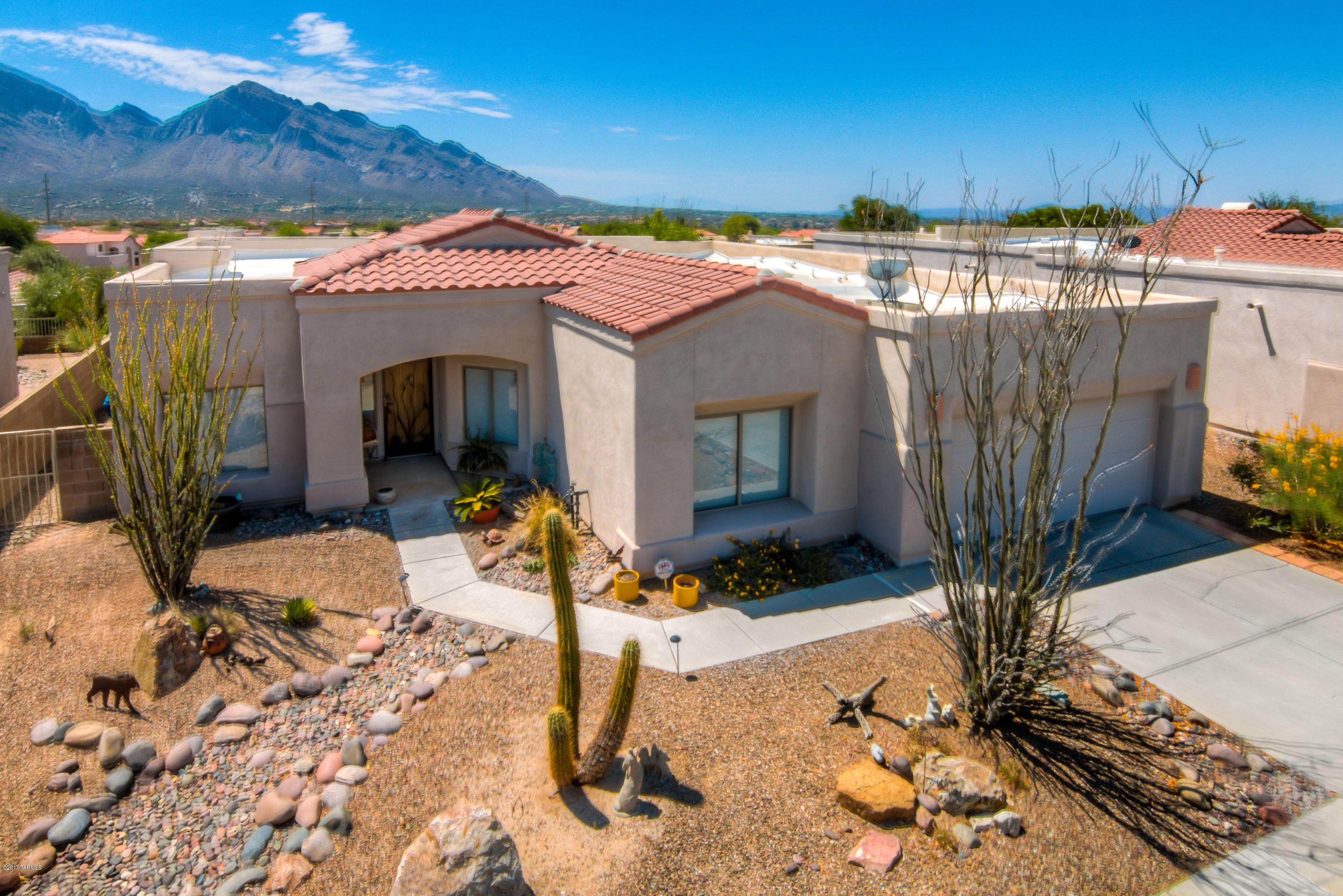 345 West Wheeler Road Oro Valley, AZ 85737 - Photo 3 of 35