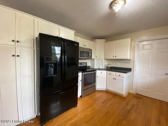 930 Sutherland Road Bardstown, KY 40004 - Photo 7 of 26 5