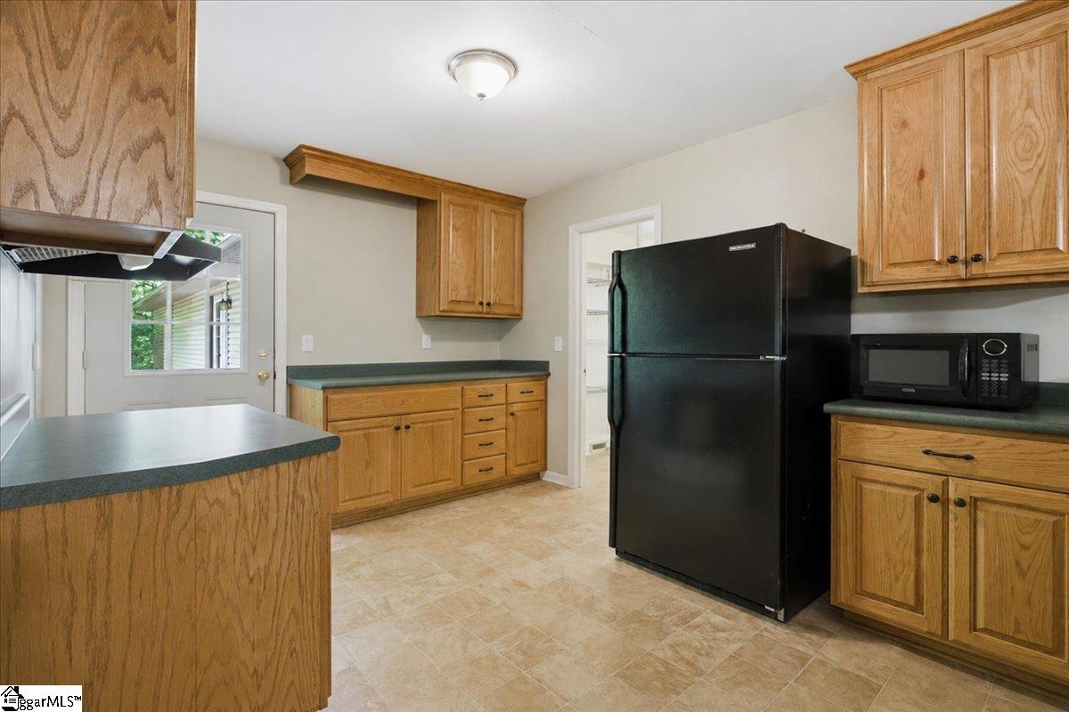 1040 Bennetts Bridge Road Greer, SC 29651 - Photo 18 of 46