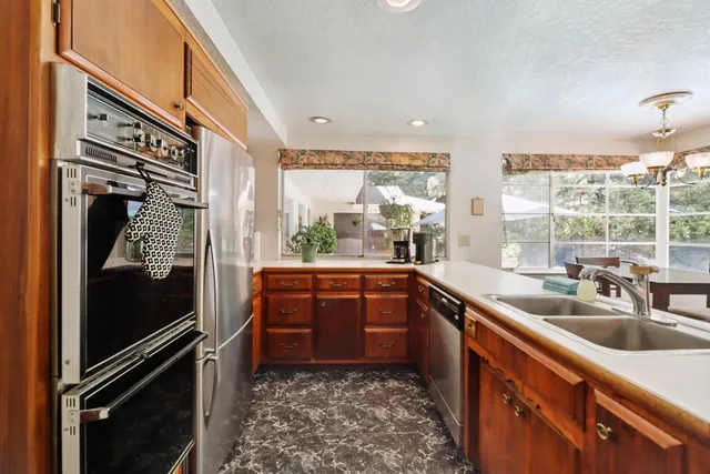 $1,495,000 | 631 Wilhaggin Drive, Sacramento, CA 95864