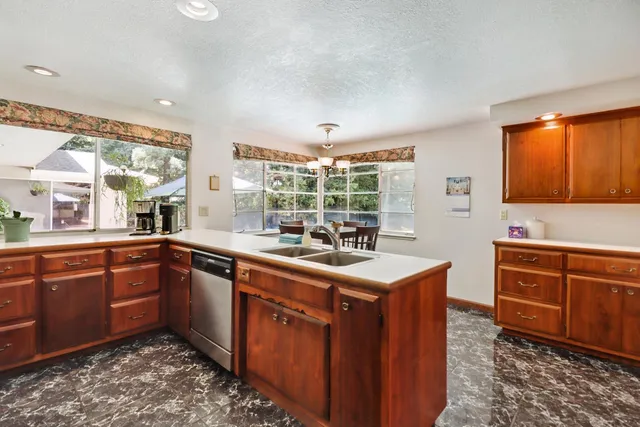 $1,495,000 | 631 Wilhaggin Drive, Sacramento, CA 95864