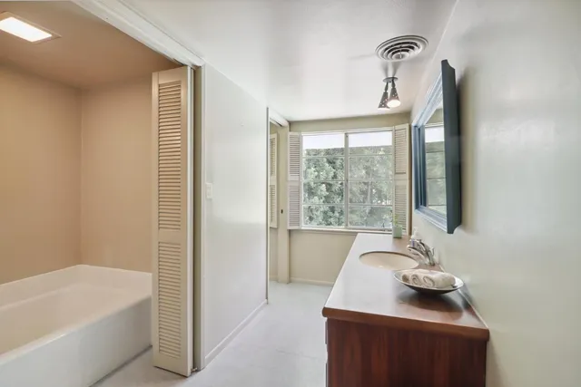 $1,495,000 | 631 Wilhaggin Drive, Sacramento, CA 95864