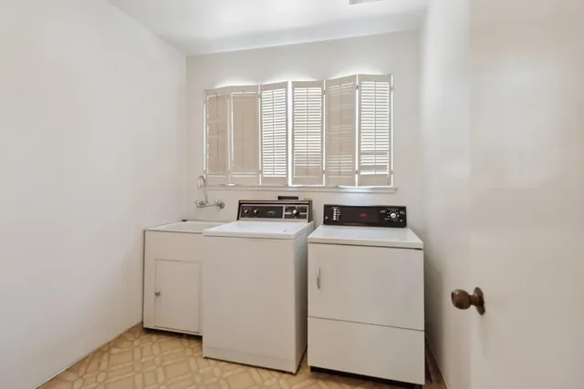 $1,495,000 | 631 Wilhaggin Drive, Sacramento, CA 95864