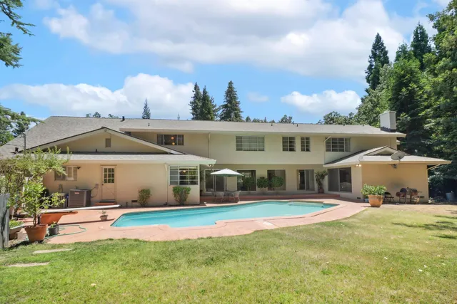 $1,495,000 | 631 Wilhaggin Drive, Sacramento, CA 95864