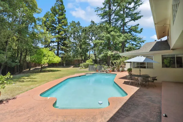 $1,495,000 | 631 Wilhaggin Drive, Sacramento, CA 95864