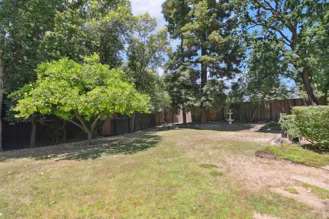 $1,495,000 | 631 Wilhaggin Drive, Sacramento, CA 95864