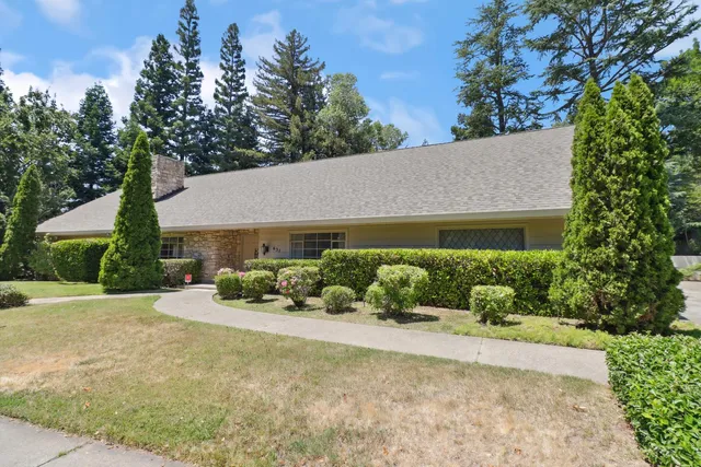 $1,495,000 | 631 Wilhaggin Drive, Sacramento, CA 95864