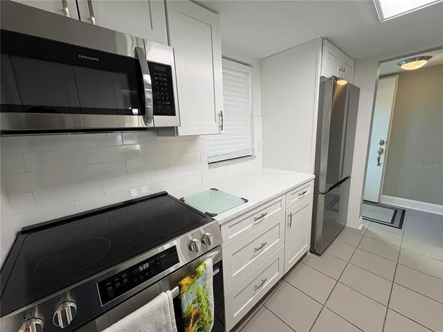 $2,700 | 464 North Paula Drive, Unit 109, Dunedin, FL 34698