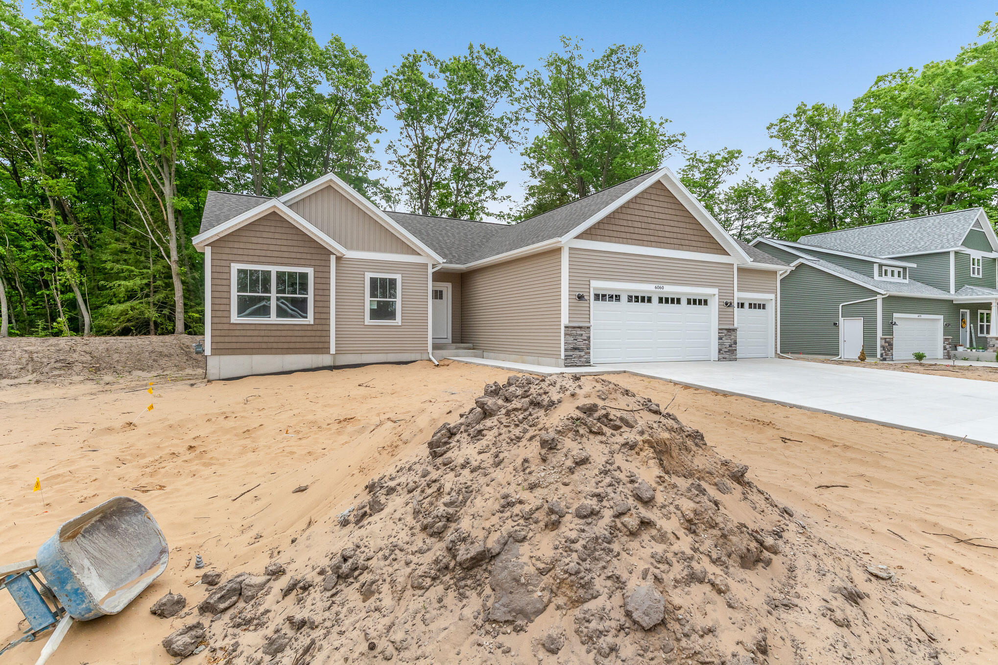 6060 Turtle Ridge Muskegon, MI 49444 - Photo 3 of 44 IMG_9205