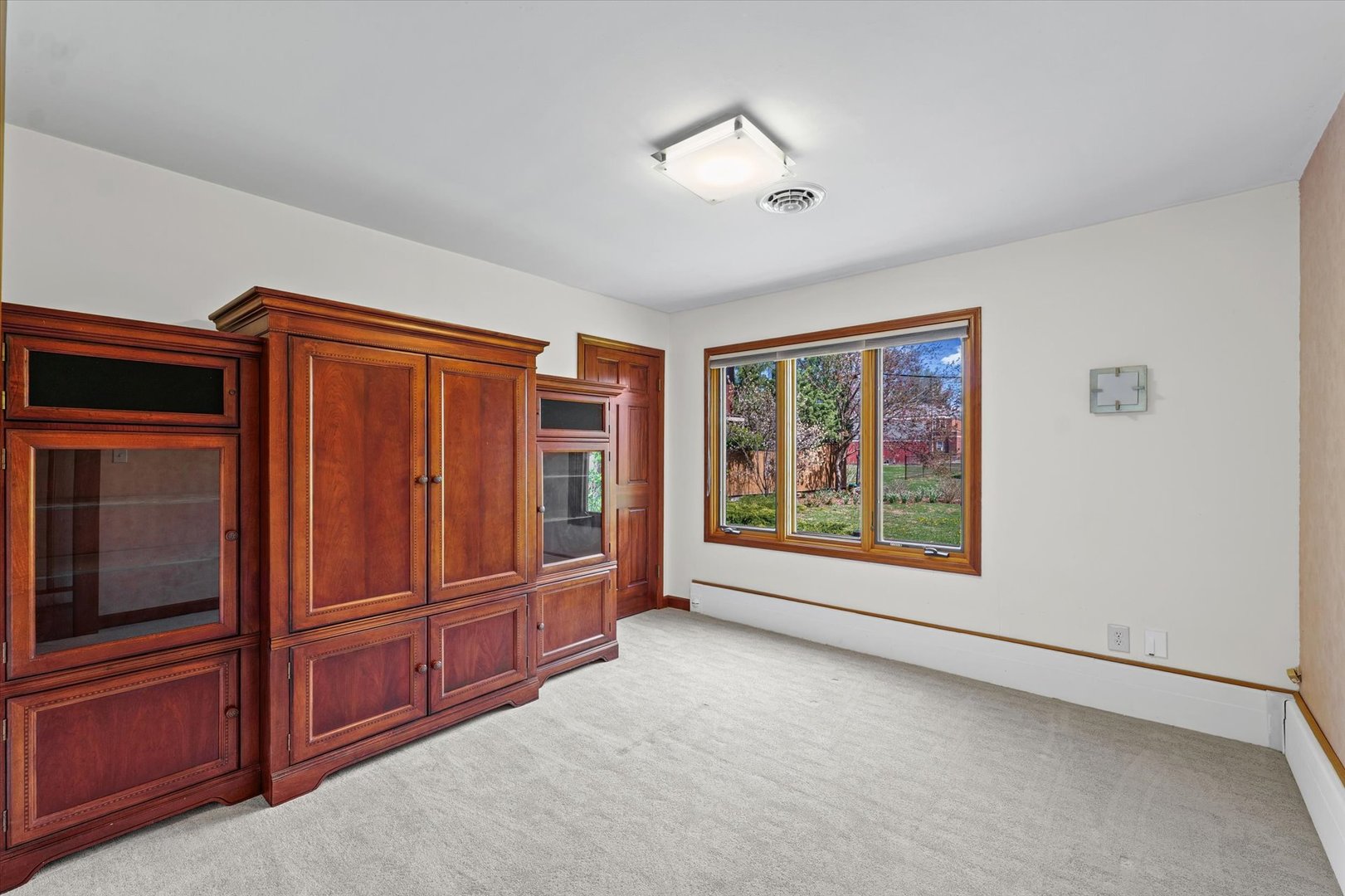 1004 Mayfair Road Champaign, IL 61821 - Photo 15 of 33 Gallery Image 15