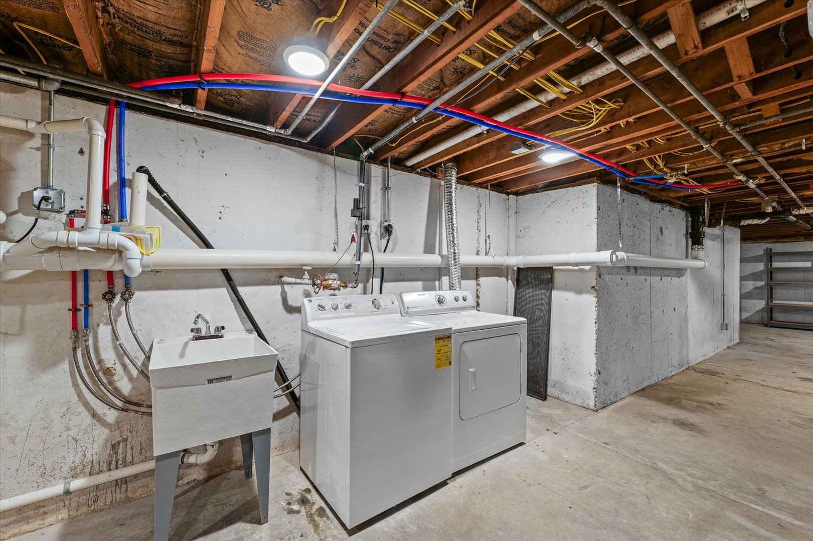 1004 Mayfair Road Champaign, IL 61821 - Photo 24 of 33 Gallery Image 24