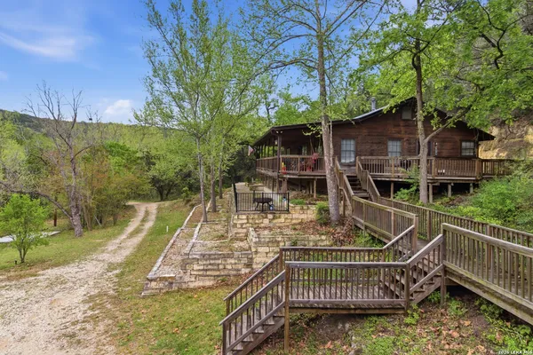 $435,000 | 2115 Mesa Verde Road, Medina, TX 78055