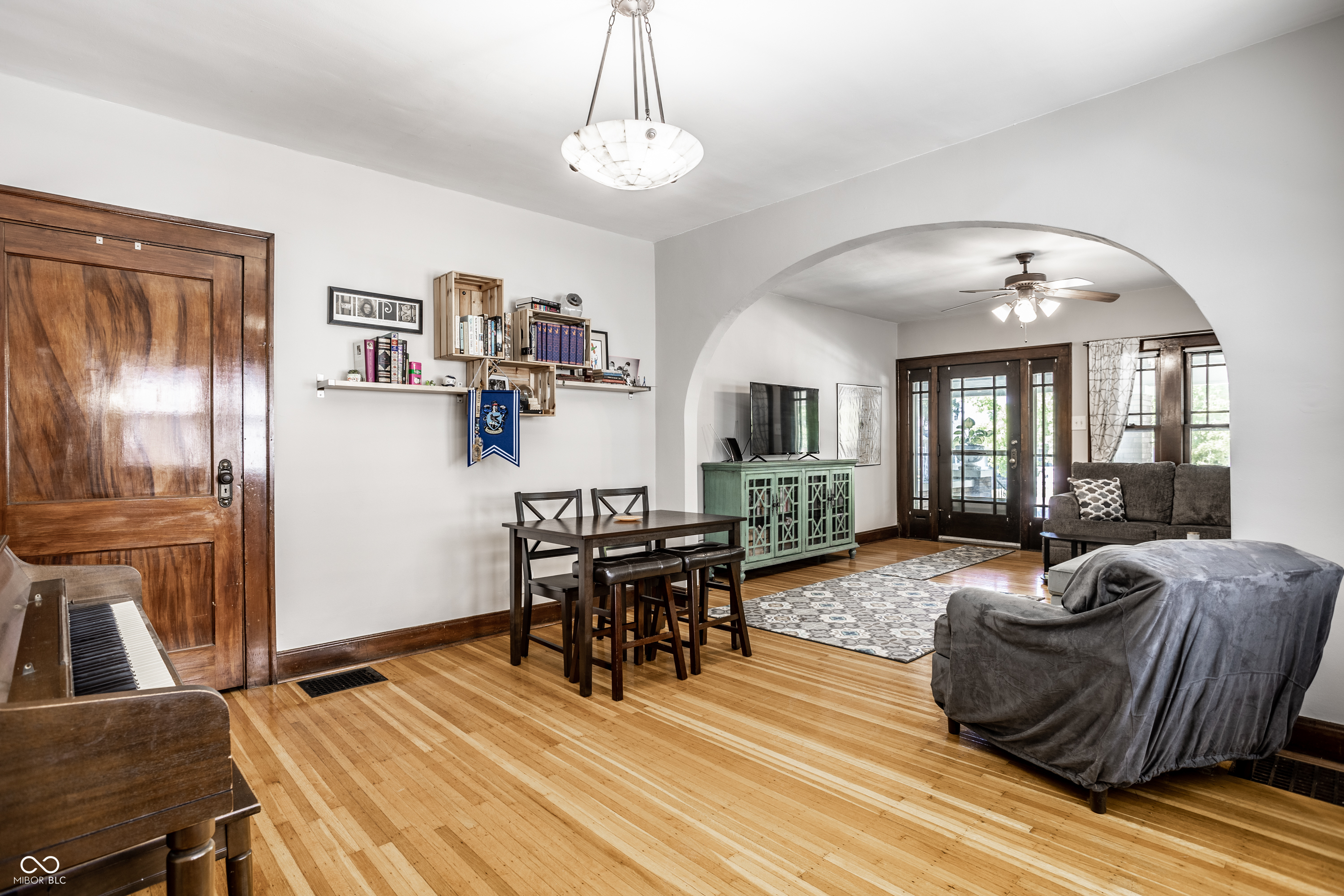 905 North Riley Avenue Indianapolis, IN 46201 - Photo 14 of 37 Gallery Image 14