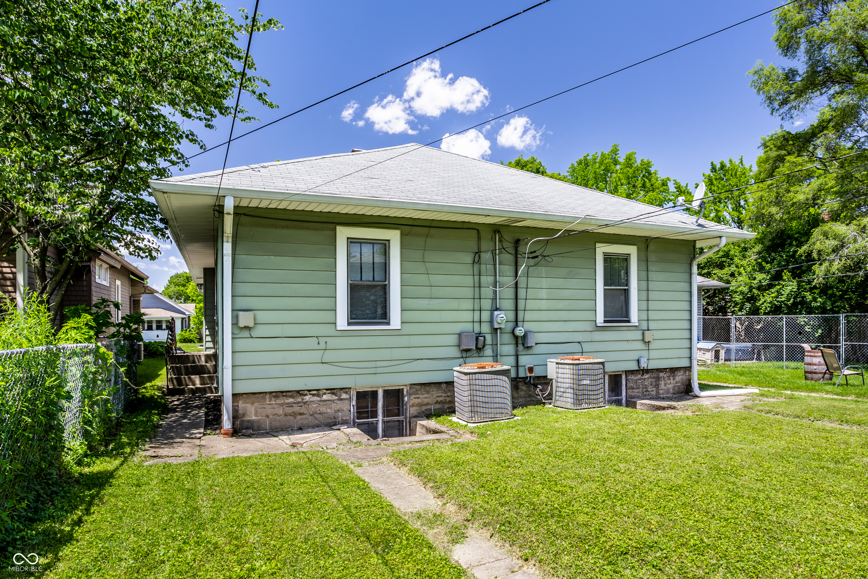 905 North Riley Avenue Indianapolis, IN 46201 - Photo 35 of 37 Gallery Image 35