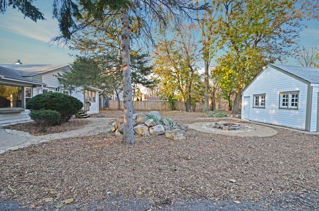 3S281 Williams Road Warrenville, IL 60555 - Photo 3 of 25