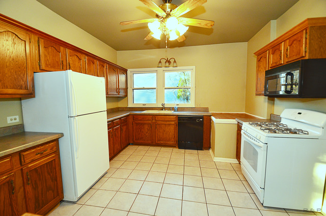 3S281 Williams Road Warrenville, IL 60555 - Photo 6 of 25