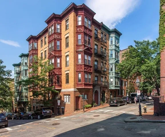 $3,950 | 37 Revere Street, Unit 7, Boston, MA 02114