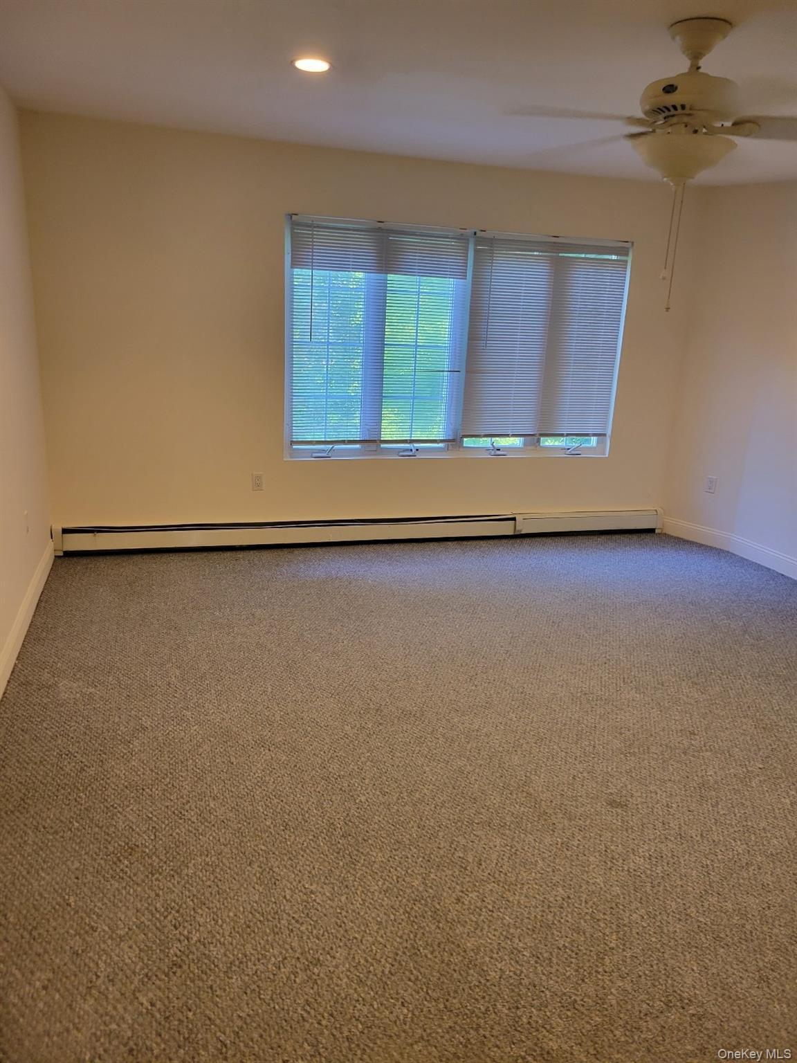 349 County Center Road, Unit TOP White Plains, NY 10603 - Photo 4 of 10
