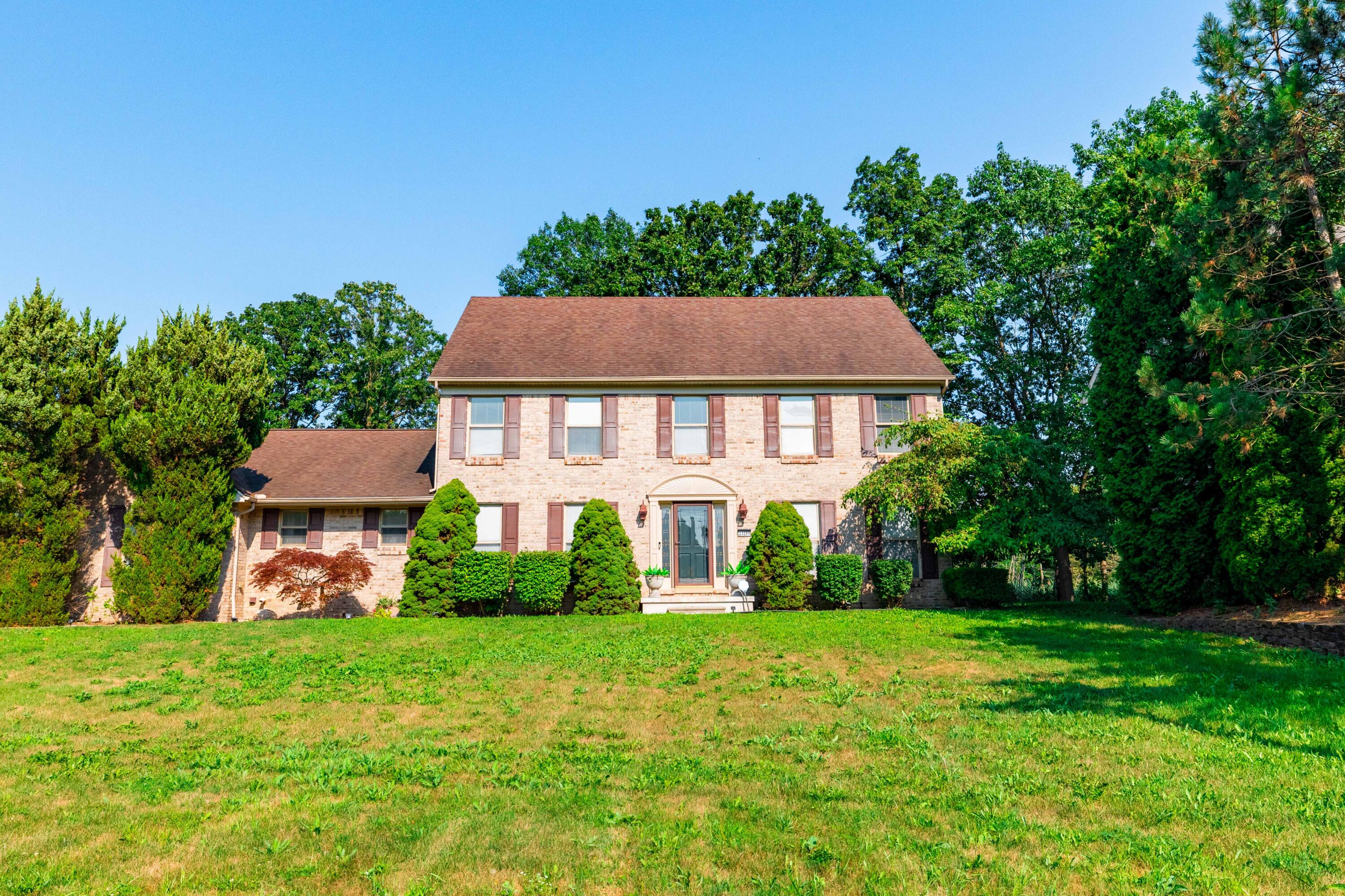23285 Meridian Road Grosse Ile, MI 48138 - Photo 1 of 65 23285 Meridian Rd, Grosse Ile (1 of 64)