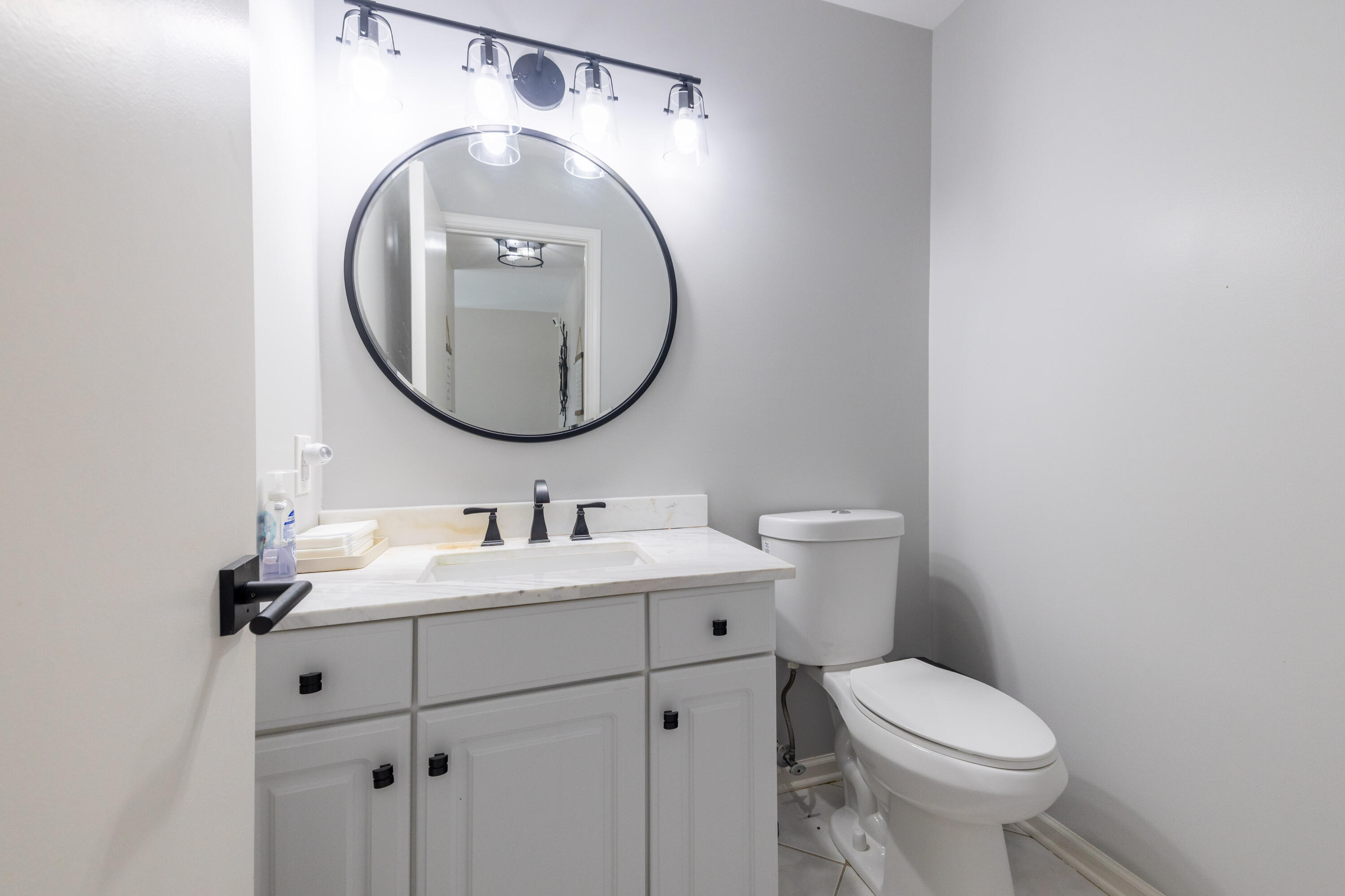 23285 Meridian Road Grosse Ile, MI 48138 - Photo 22 of 65 23285 Meridian Rd, Grosse Ile (22 of 64)