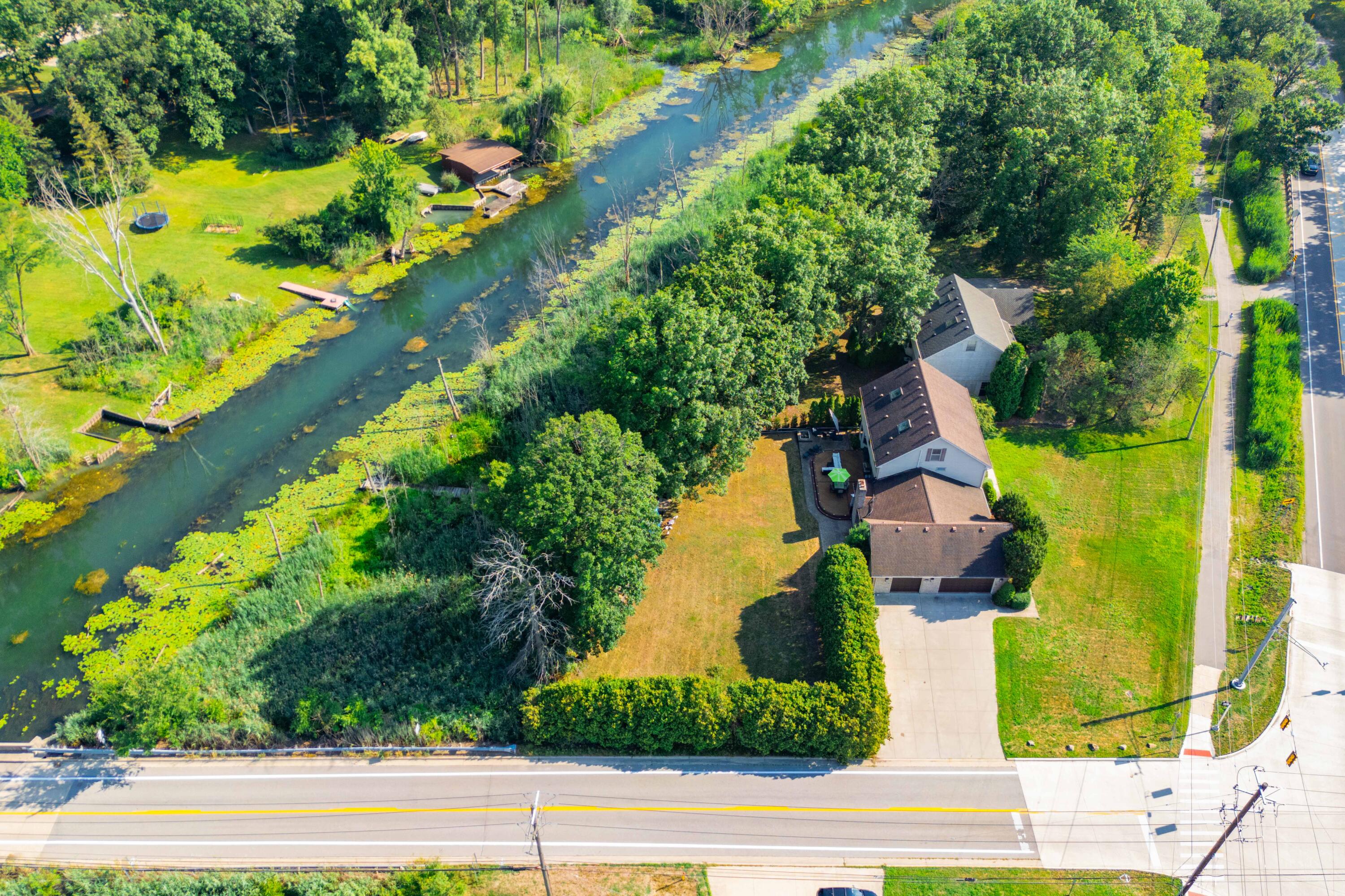 23285 Meridian Road Grosse Ile, MI 48138 - Photo 58 of 65 23285 Meridian Rd, Grosse Ile (57 of 64)