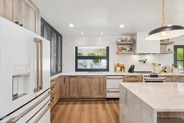 $6,500 | 5556 East Sandra Terrace, Scottsdale, AZ 85254