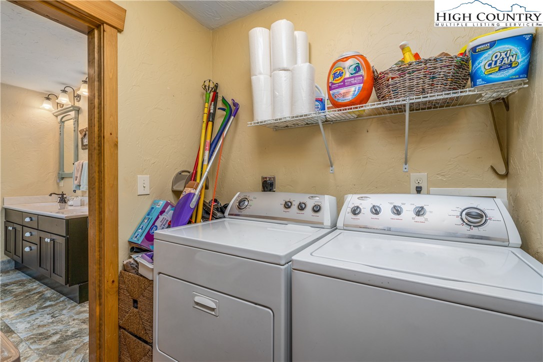 660 Frozenhead Ridge Road Sugar Grove, NC 28679 - Photo 27 of 46 Gallery Image 27