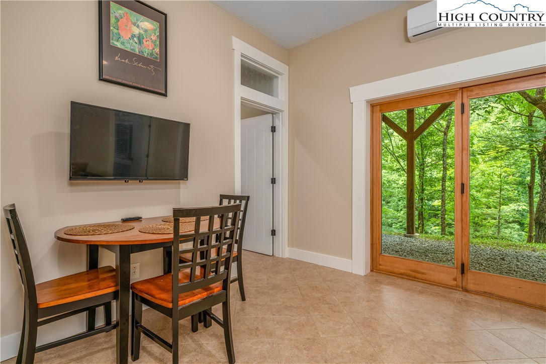 660 Frozenhead Ridge Road Sugar Grove, NC 28679 - Photo 36 of 46 Gallery Image 36