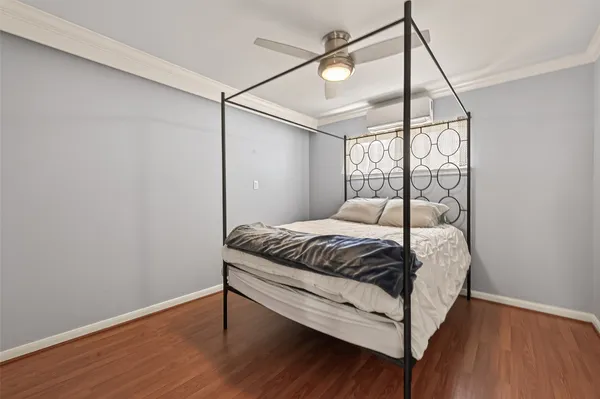 $1,550 | 1404 Welch Street, Unit 8, Houston, TX 77006